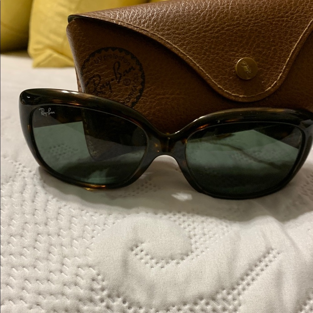 Ray-Ban Dark Green Cat-Eye Sunglasses